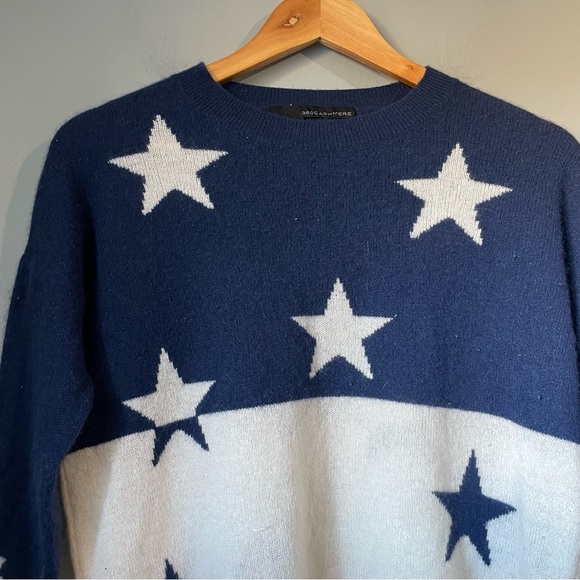 360 Cashmere Abi Asymmetrical Hem Star Print Cashmere Sweater Navy size small - Picture 11 of 15